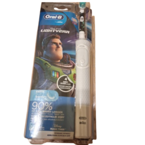 Oral-B D100 Lightyear elektromos gyerek fogkefe (10PO010390)3757